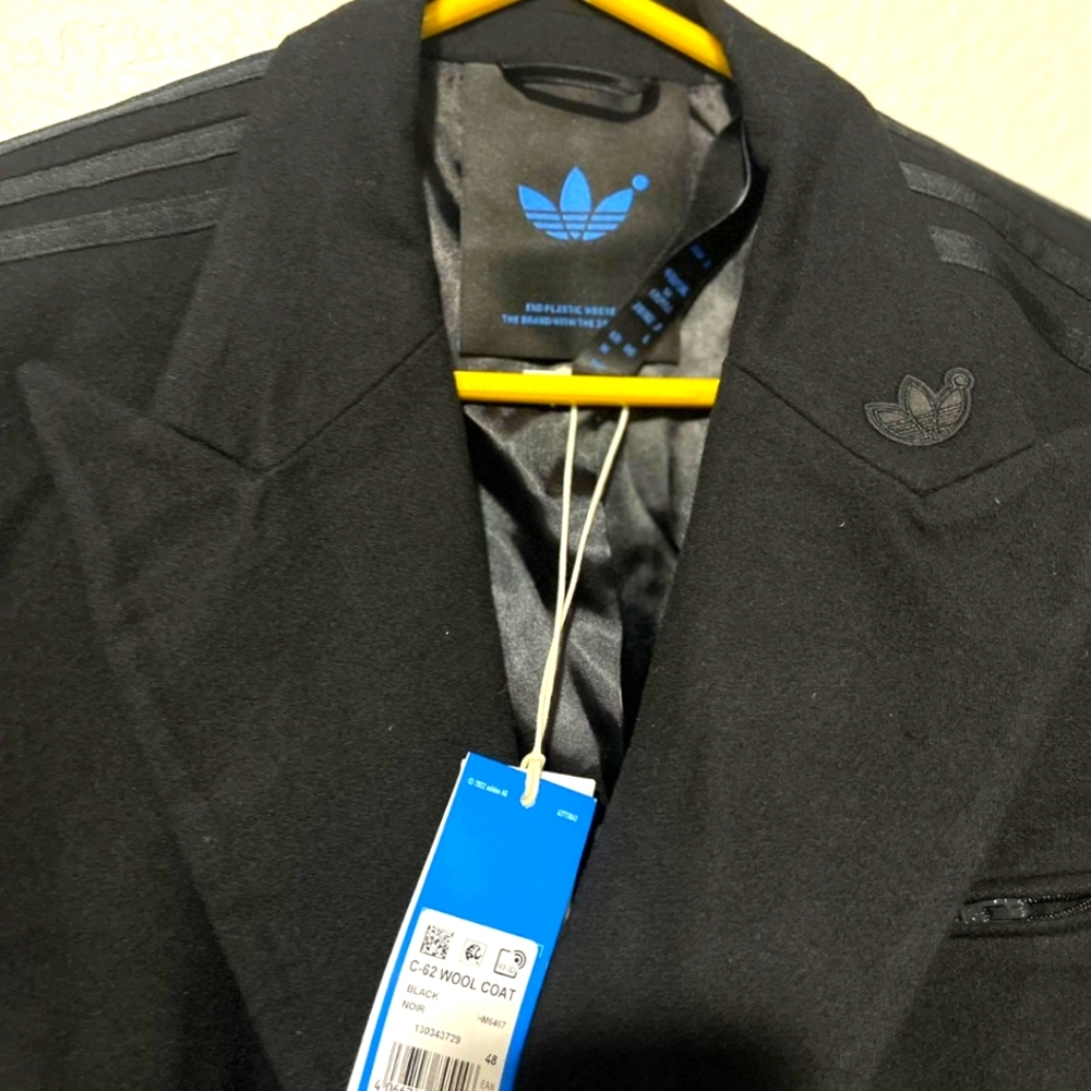 Adidas blue version chile wool coat size M US brand new